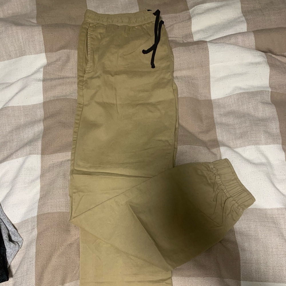 Men’s American Eagle Khaki Joggers